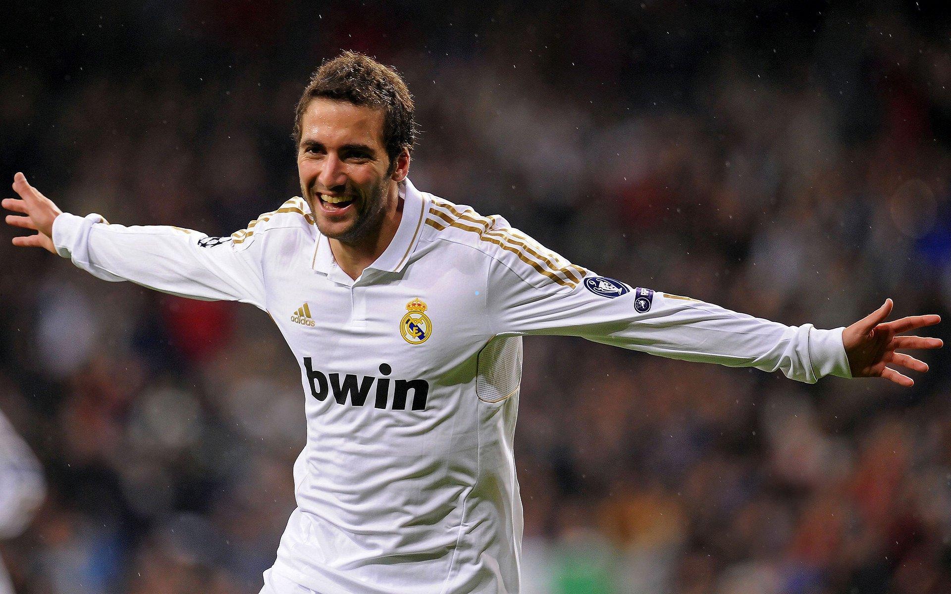  华体会官网：重磅好消息！高拉特确认重返中国足坛，将主导青训体系与海外留洋计划